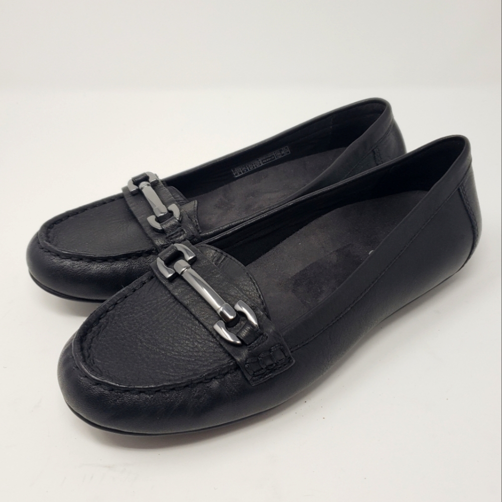 Vionic Black Kenya Loafers